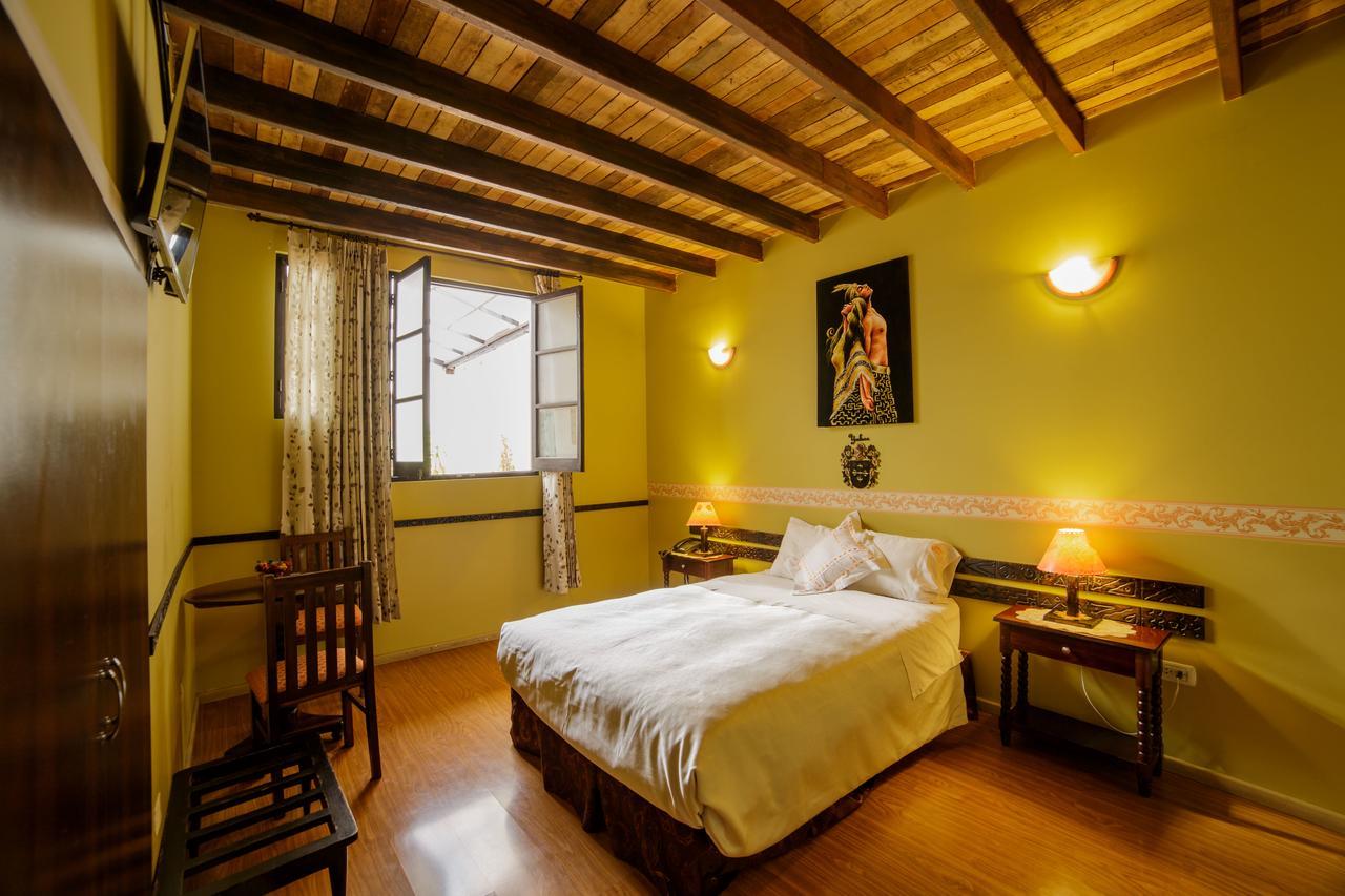 Yabar Hotel Plaza Cusco Bagian luar foto